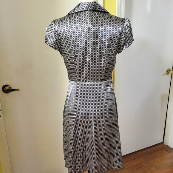 Vintage Studio Y Beautiful Satin Dress with Puffed Sleeve size 5 - Picture 8 of 16